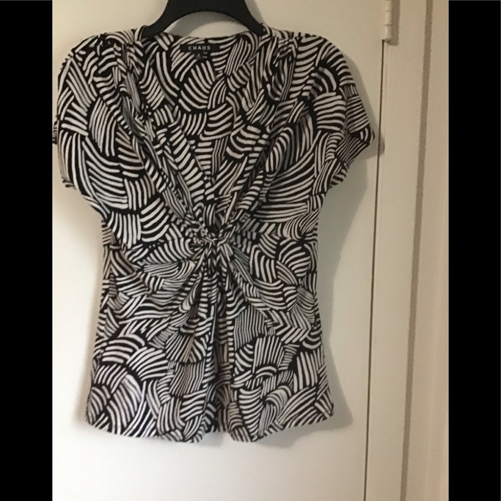 Chaus Woman’s Top